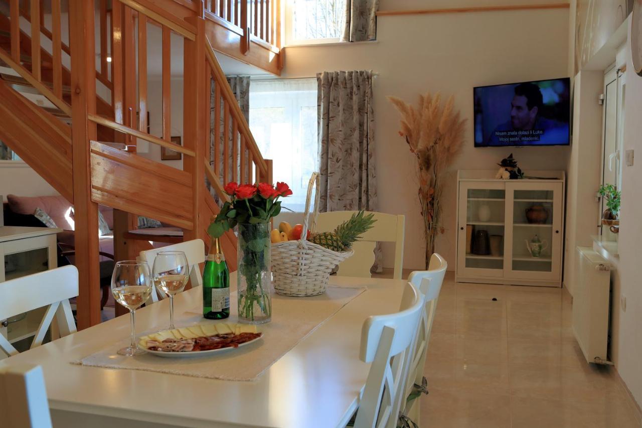 Luxury Apartman Alex With Sauna In The Village Otocac Exterior photo