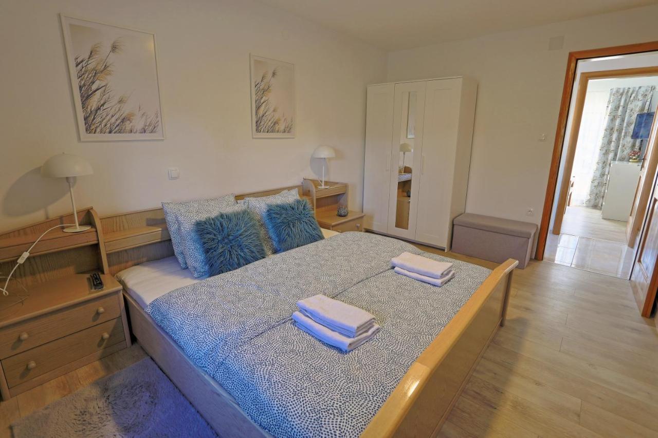 Luxury Apartman Alex With Sauna In The Village Otocac Exterior photo