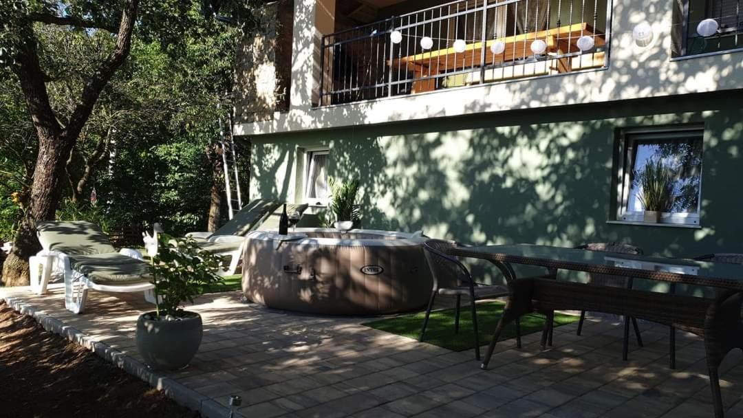 Luxury Apartman Alex With Sauna In The Village Otocac Exterior photo